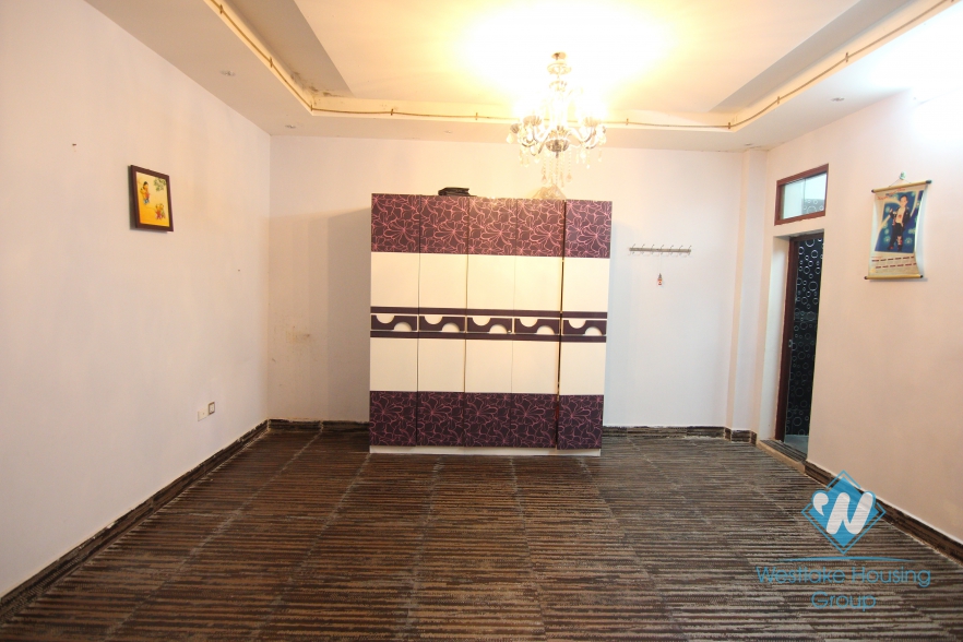 House for rent with business premises in Tay Ho, Ha Noi